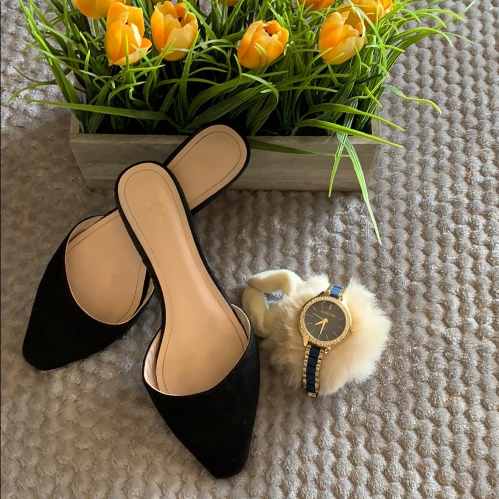 H&M Flats